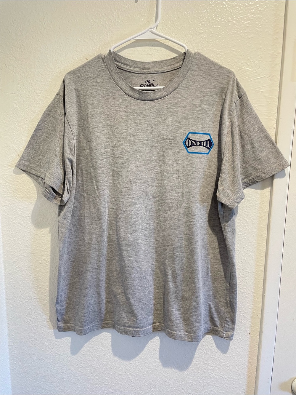 O'Neill Men's Large Modern Fit Graphic T-Shirt Gray Surf Tropical Back Logo L